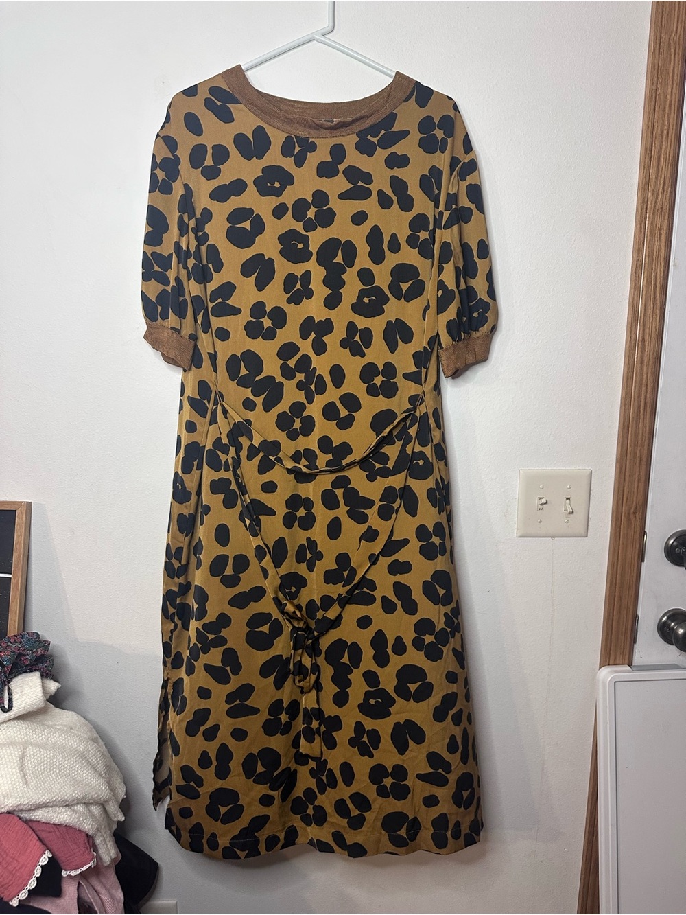 Who What Wear Tan Leopard Midi Dress with Black Spots